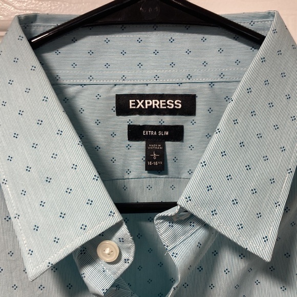 Express Slim-Fit Men’s Long Sleeve Blue Button Up - Picture 2 of 5